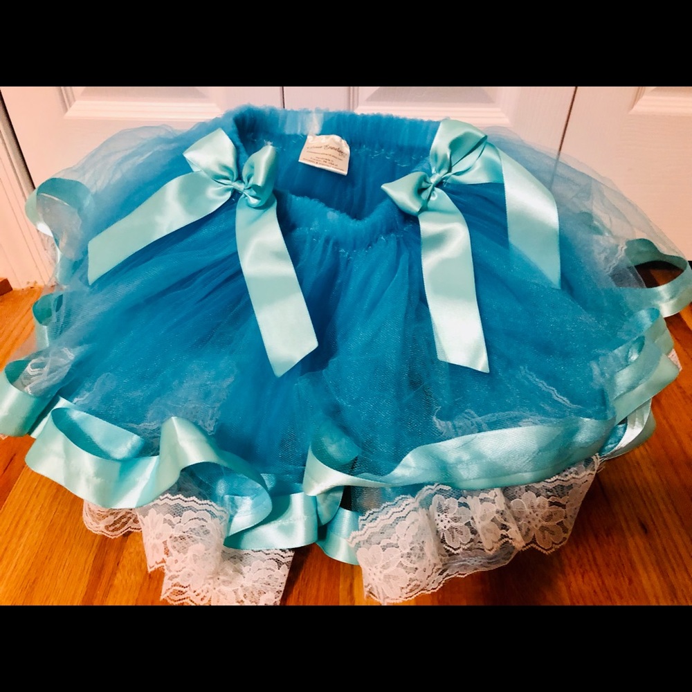 Size 3-4-5 Elsa themed multi layer tutu skirt